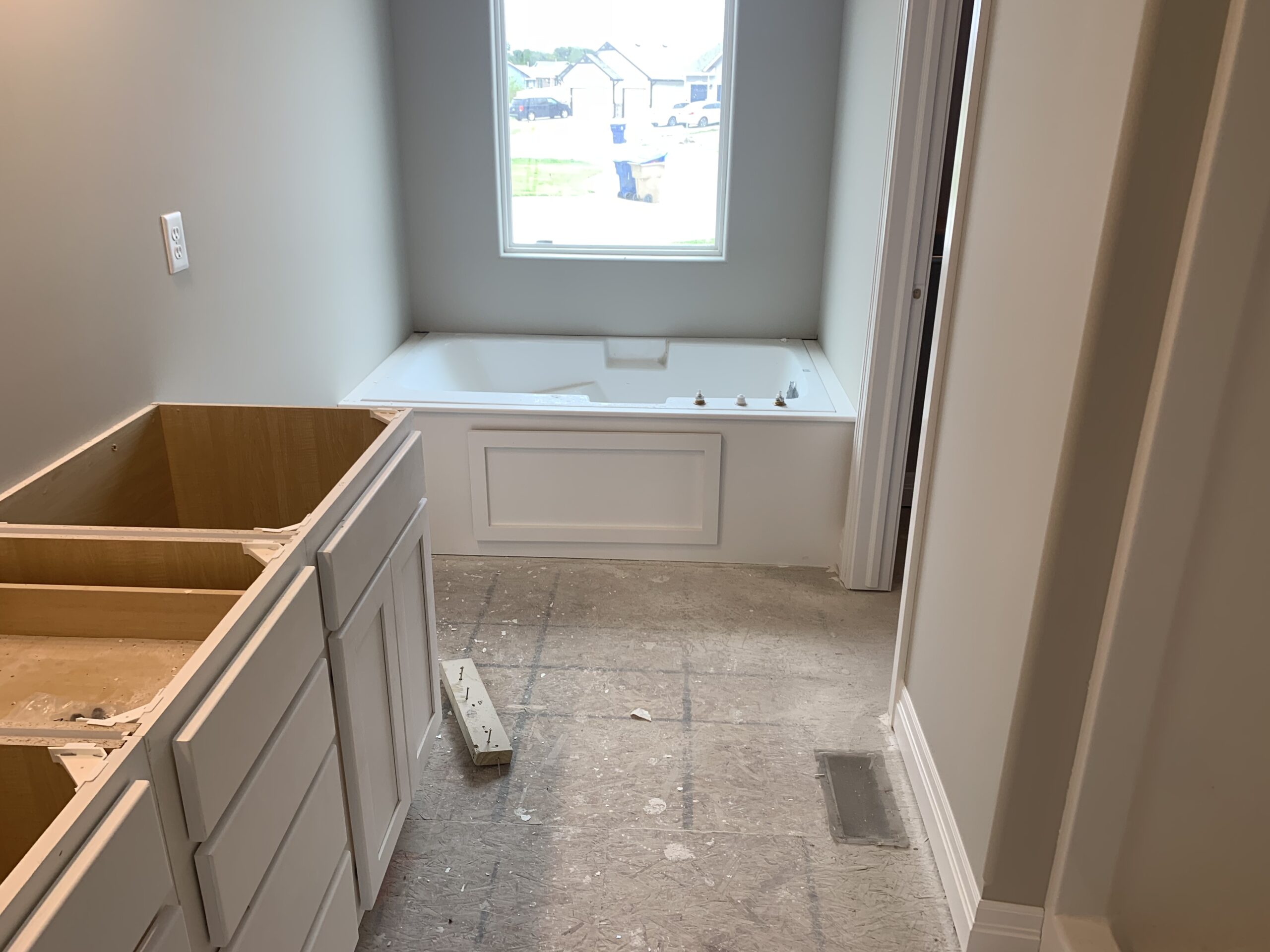 4513 S Mt. Carmel Cir. Wichita KS 67217 Tara Developments